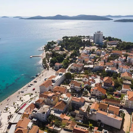 Lena * Vodice