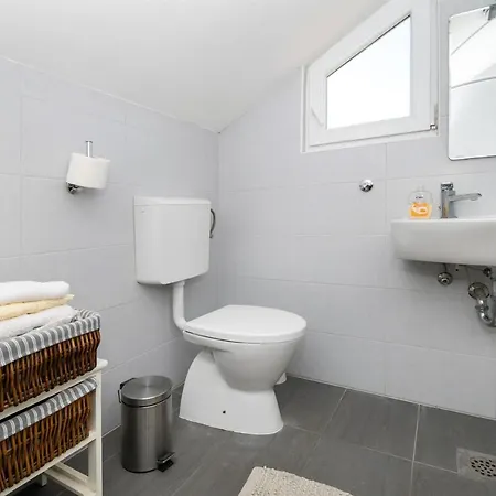 Lena Apartment *